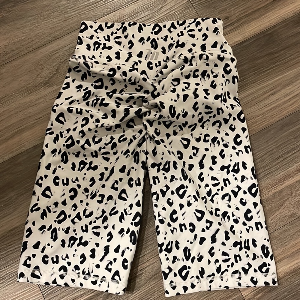 Muscle Nation Referee Short - Picture 2 of 2